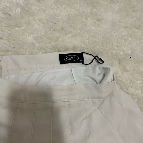 White Tennis Skirt - Picture 3 of 3